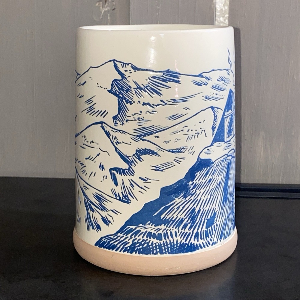 Mountain Cabin Stoneware Mug Large 24 oz Red Shed NWOB
